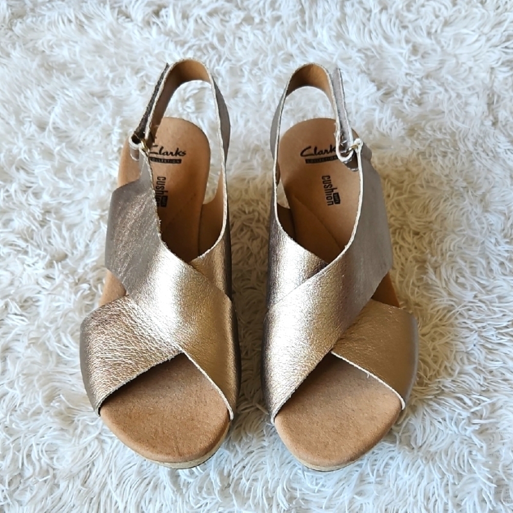 Clarks Women's Gold Wedge Platform Sandals